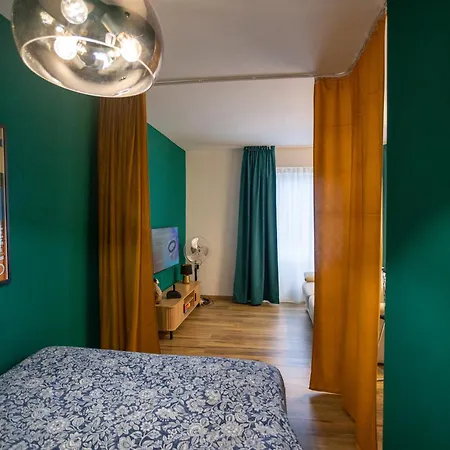 Apartament Lakeside *